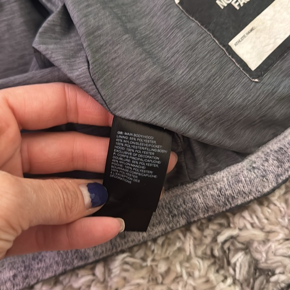 The North Face Jacket - Picture 9 of 9